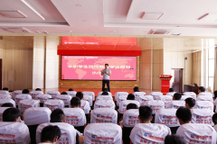規(guī)劃明天，筑夢遠航 ——蘭州新華互聯(lián)網(wǎng)學(xué)校開展2021級秋季新生學(xué)業(yè)規(guī)劃講座