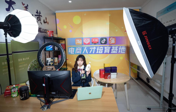 初中女生學什么專業(yè)有前景？