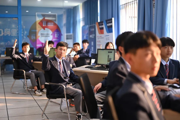 聚焦職教|中職生考大學大勢所趨,職教高考實現人生“彎道超車”